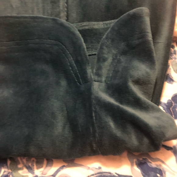 NWT Matilda Jane Dark Teal Velour Crop Pant Drawstring Waist Tulip Cuffs - Picture 5 of 8